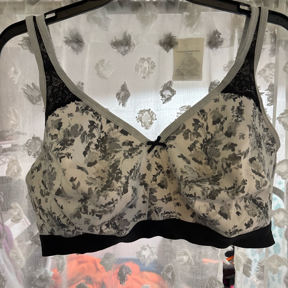 Lane Bryant Black and Gray Floral Lace Bra